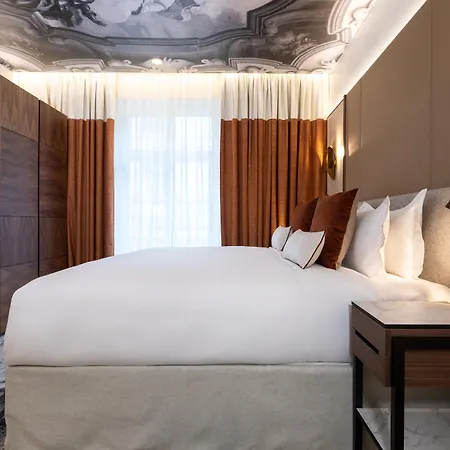 Hotel Intercontinental Champs Elysees Etoile By Ihg 5*